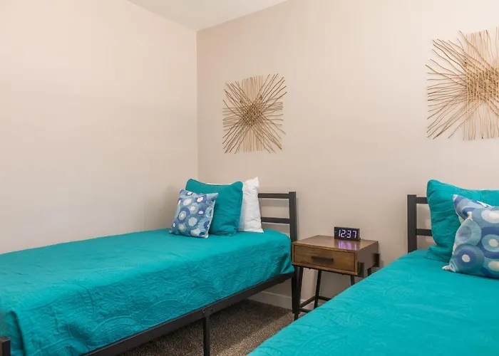 Cozy Near Downtown Pool Bbq Ferienhaus *